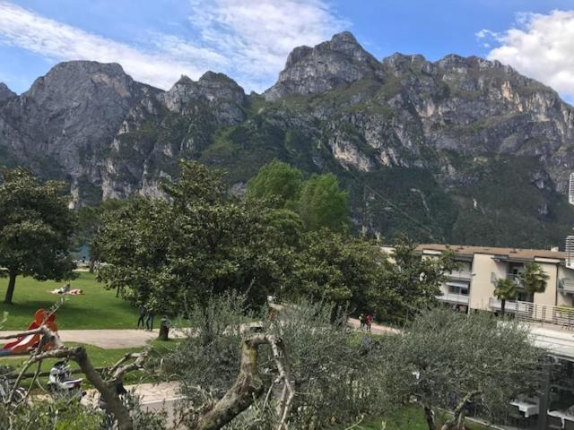 Appartement Balcone Sul Lago Riva del Garda Luaran gambar